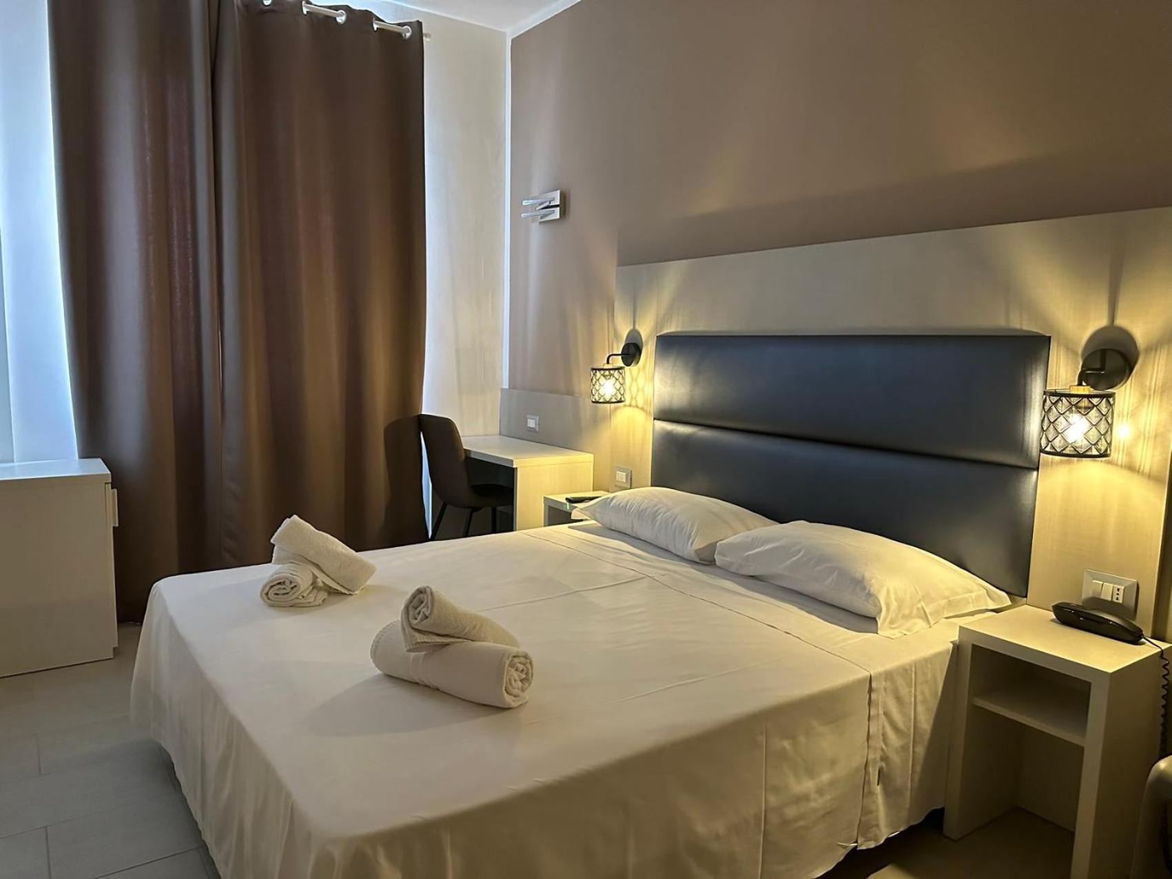 Hotel City 20 Milánó Kültér fotó